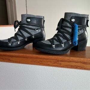 Merrell Shiloh boots